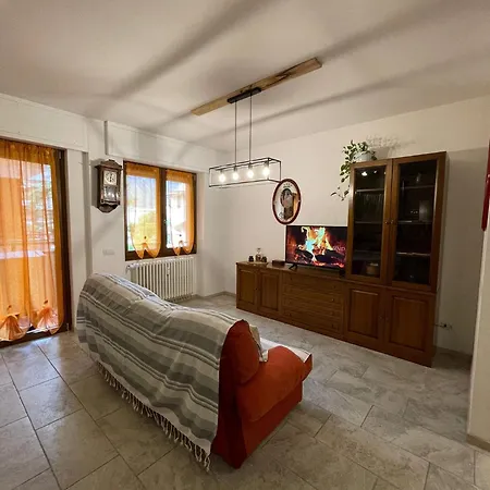 Rustic -100mt From Berninaexpress شقة تيرانو